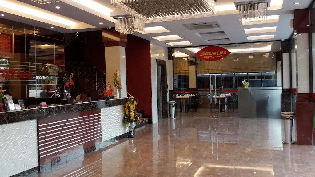 Batam City Hotel Nagoya Exterior foto